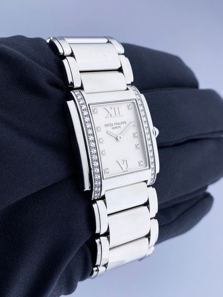 Patek Philippe Twenty-4 4910/10A-011